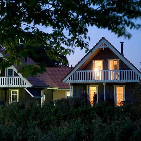 6 Person Holiday Home On A Holiday Park In 그라스텐 외부 사진
